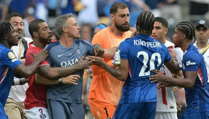Luis Enrique terlibat insiden usai kekalahan PSG dari Chelsea di final Piala Dunia Antarklub 2025